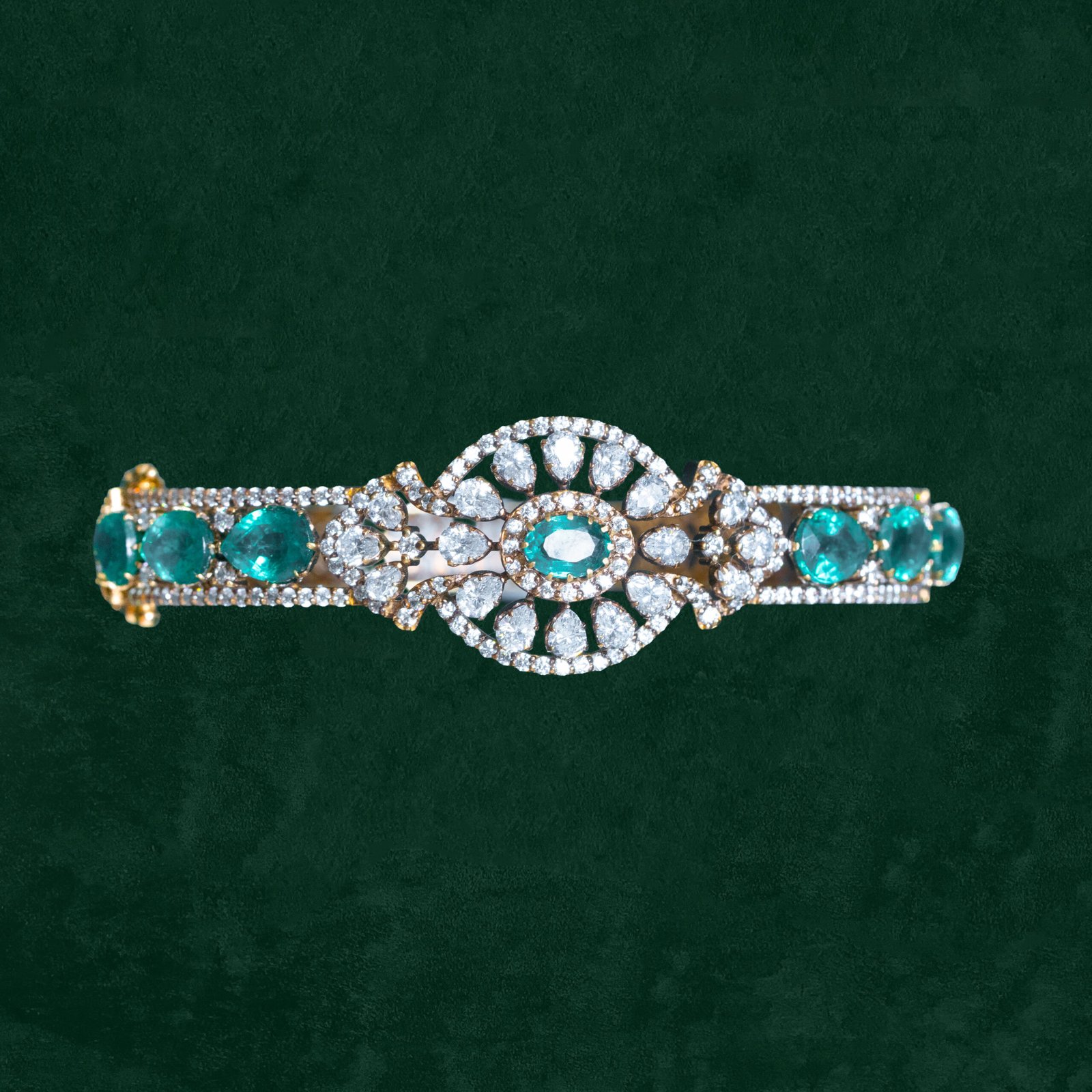 VICTORIAN  LADIES KADA